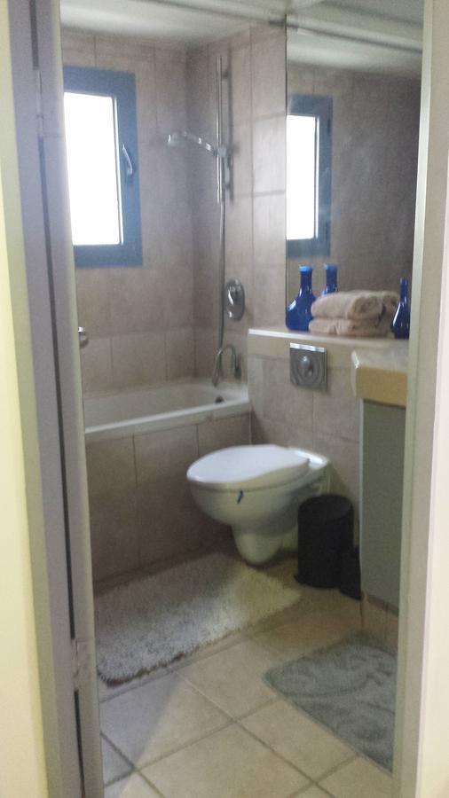 Royal Park Lakeview Apartment Eilat Ngoại thất bức ảnh