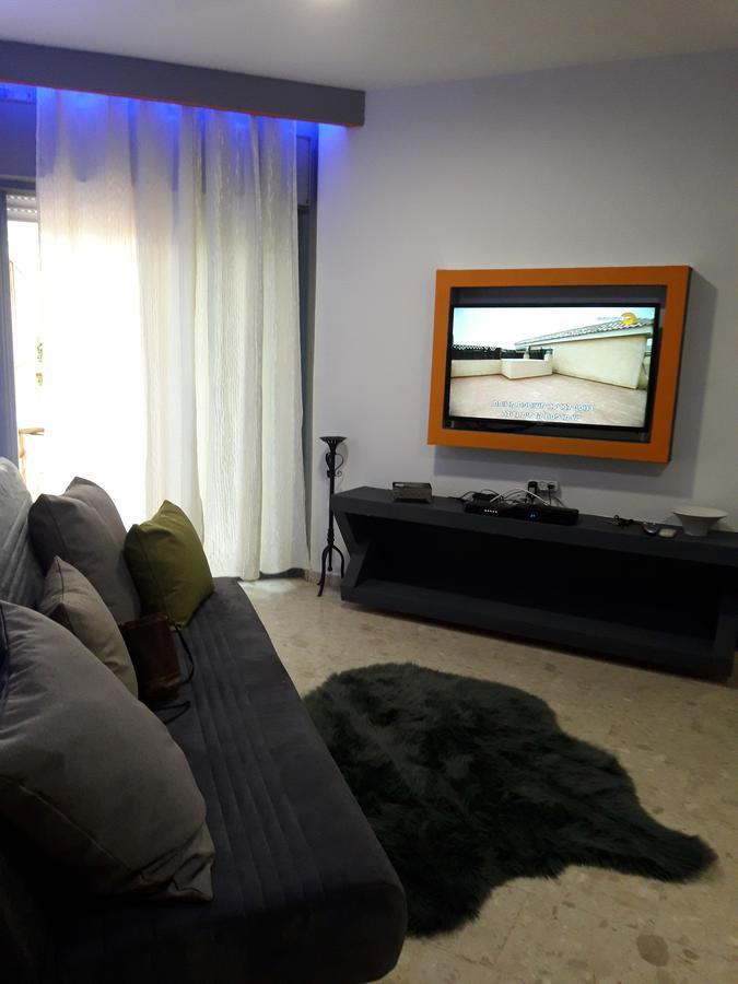 Royal Park Lakeview Apartment Eilat Ngoại thất bức ảnh